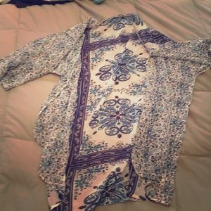 Sheer quarter sleeve kimono